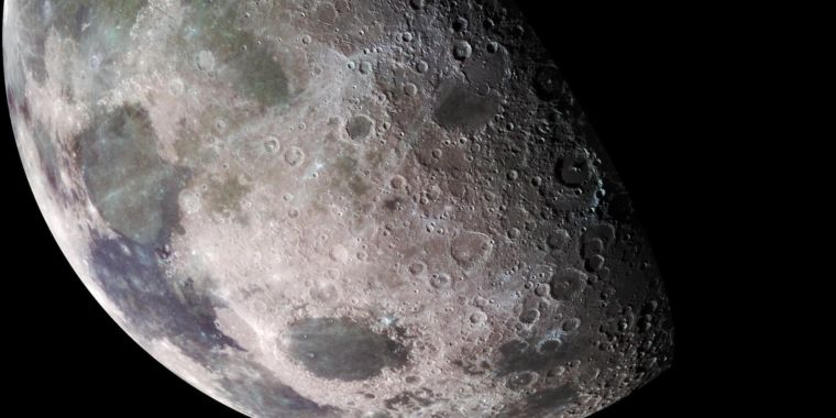 Gli astronomi ora dicono che il razzo che sta per colpire la luna non è un Falcon 9

