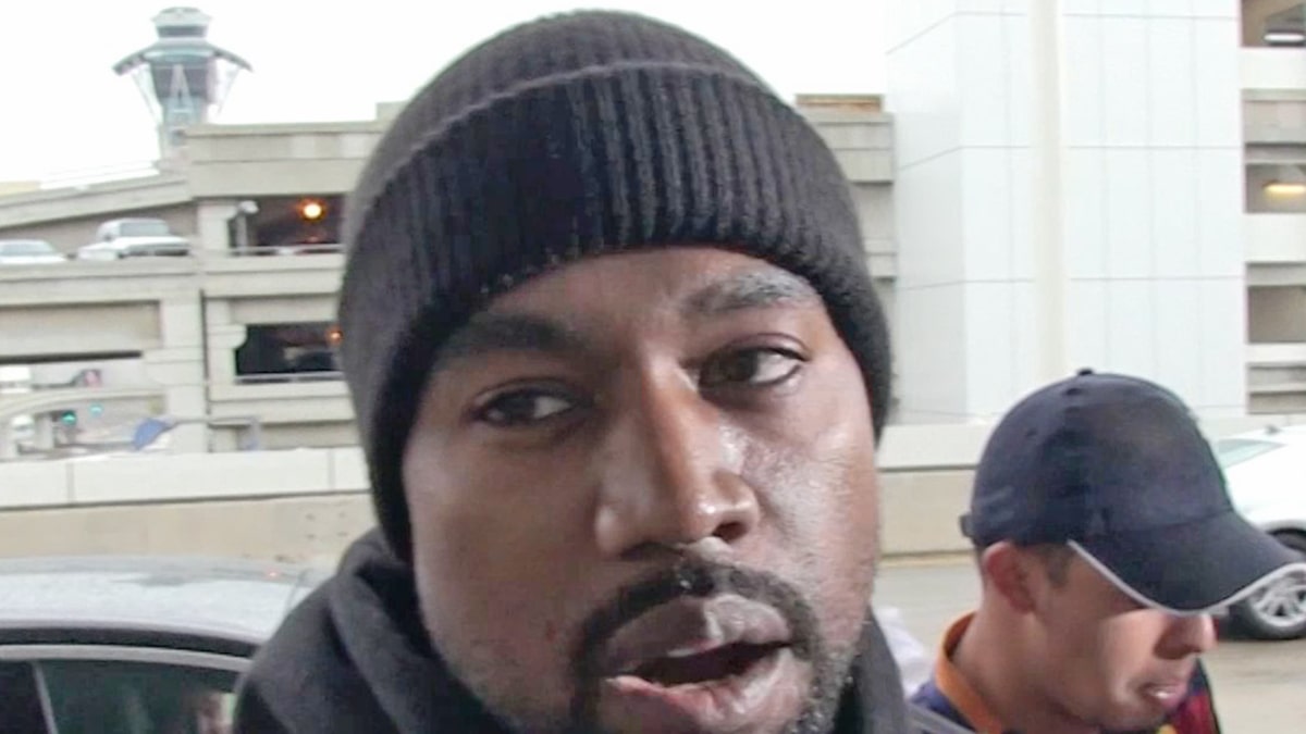 Kanye West licenzia l'avvocato divorzista poco prima dell'udienza di Kim

