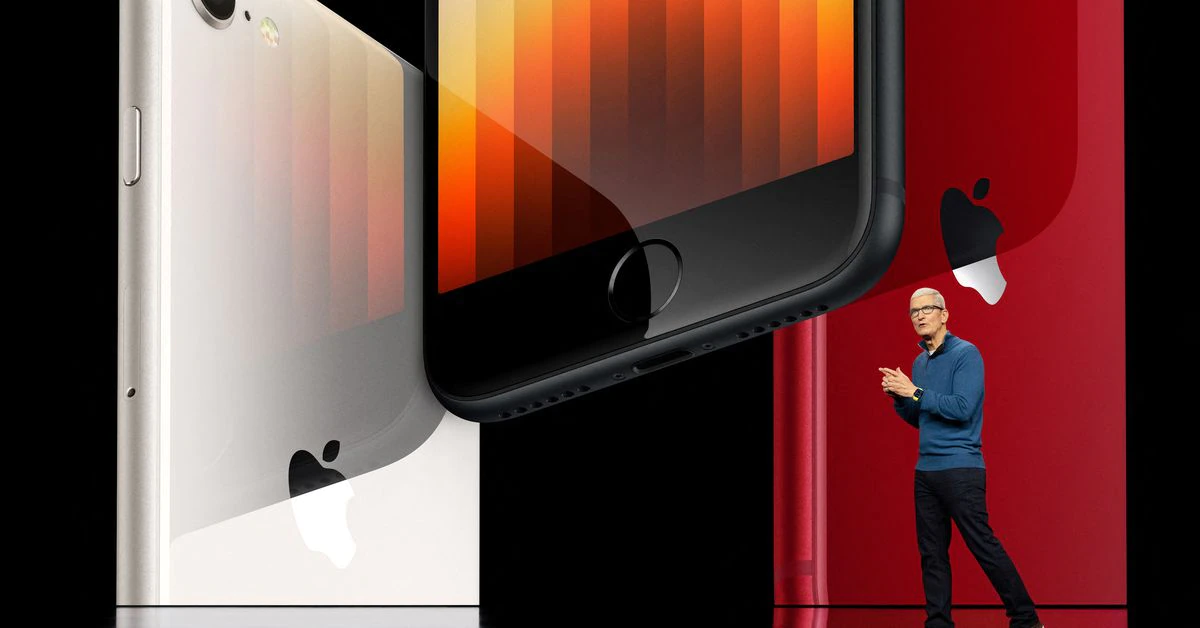Apple aggiorna iPhone SE di fascia bassa con 5G e computer Mac Studio di fascia alta con chip più veloce

