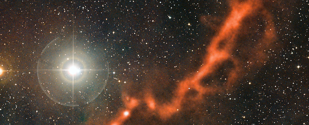 Nel cuore delle comete potrebbe formarsi uno dei componenti più importanti della vita: ScienceAlert