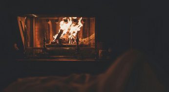Camino, è ora di dire addio alla cenere e all’odore di fumo: per pulirlo devi utilizzare sempre la buccia di questo alimento