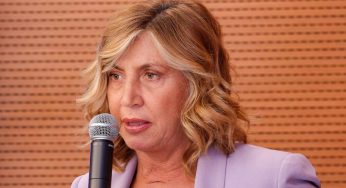“Non la guardavo prima e ora…”: Myrta Merlino, che bordata contro di lei | Tra le due è di nuovo scontro
