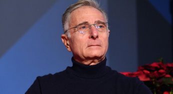 Paolo Bonolis, non immaginate nemmeno chi viveva nel suo palazzo: oggi grazie a lui è una conduttrice famosissima